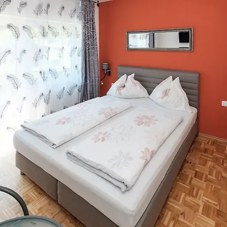 Gaestehaus Genf 3* Velden am Wörthersee