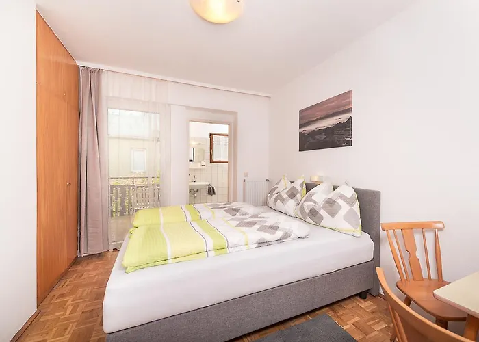 Gaestehaus Genf Velden am Wörthersee